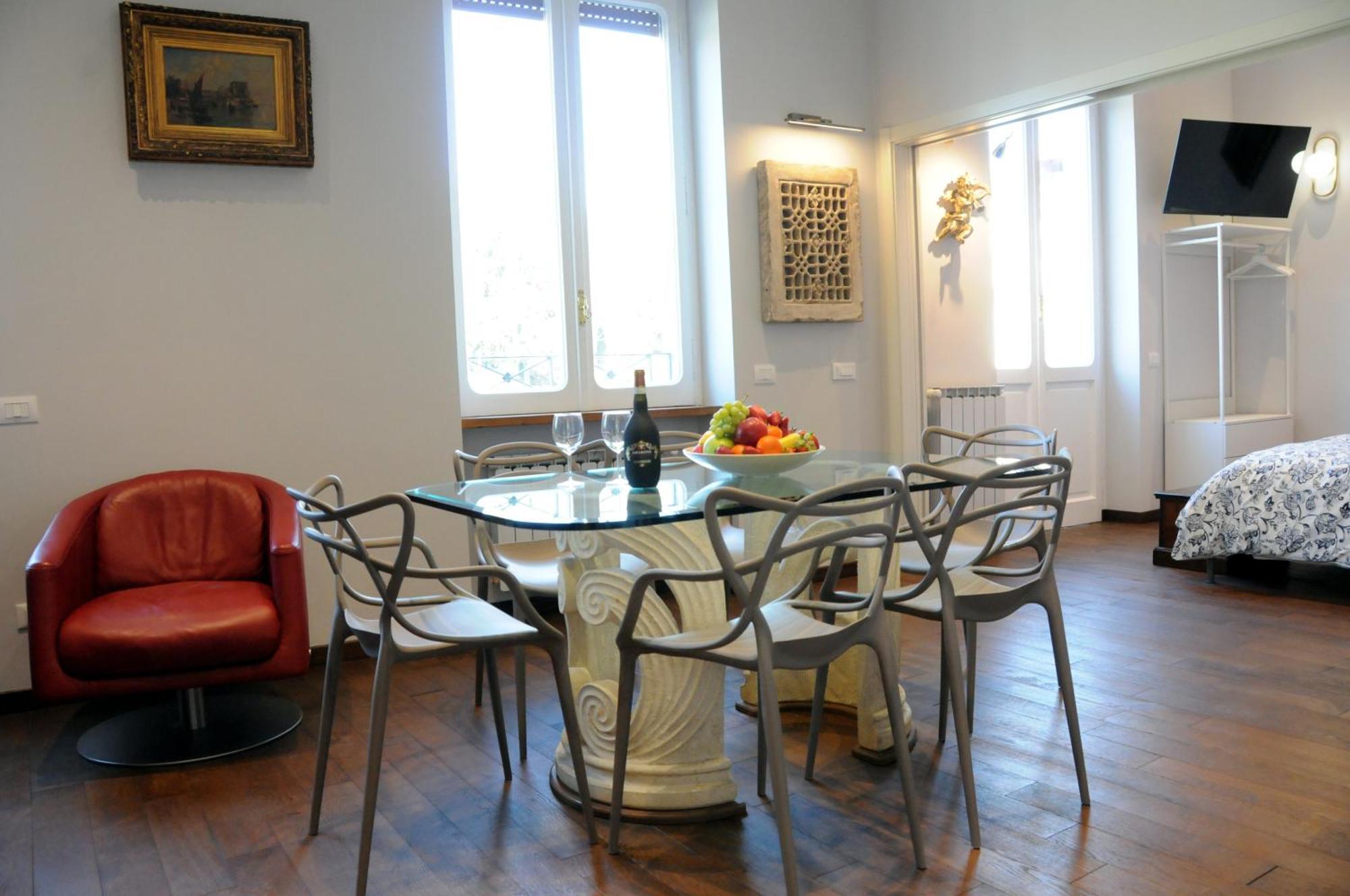 A Casa Di Lu, Al Colosseo - Guest House โรม ภายนอก รูปภาพ